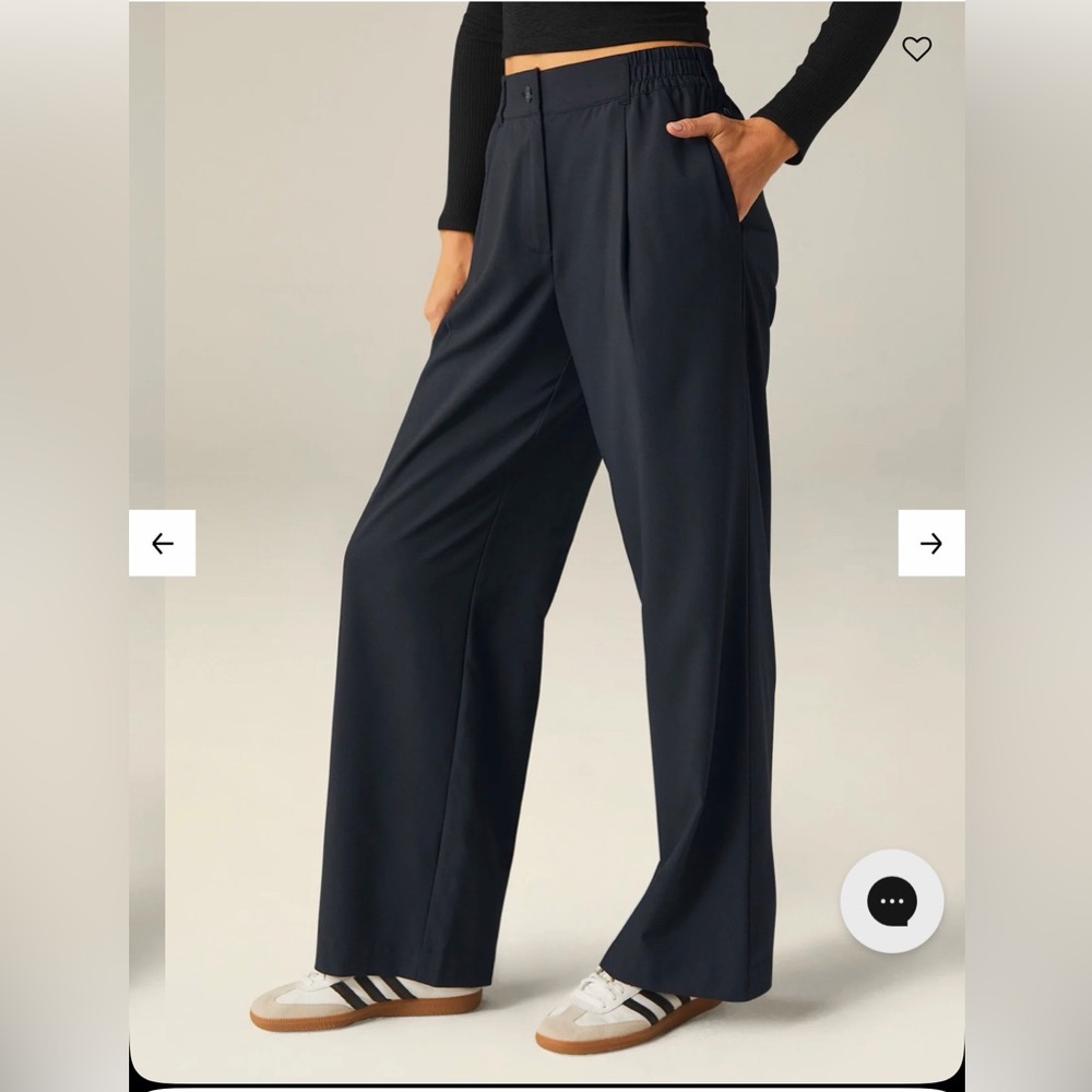 Beyond Yoga Status Wide Leg Trouser (Navy, XS, NWT) - Picture 2 of 5